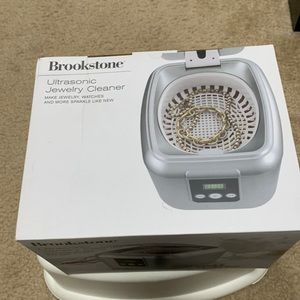 Brookstone Ultrasonic Jewelry Cleaner